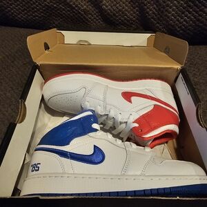 Nike Kids Sneakers - White, Red, and Blue